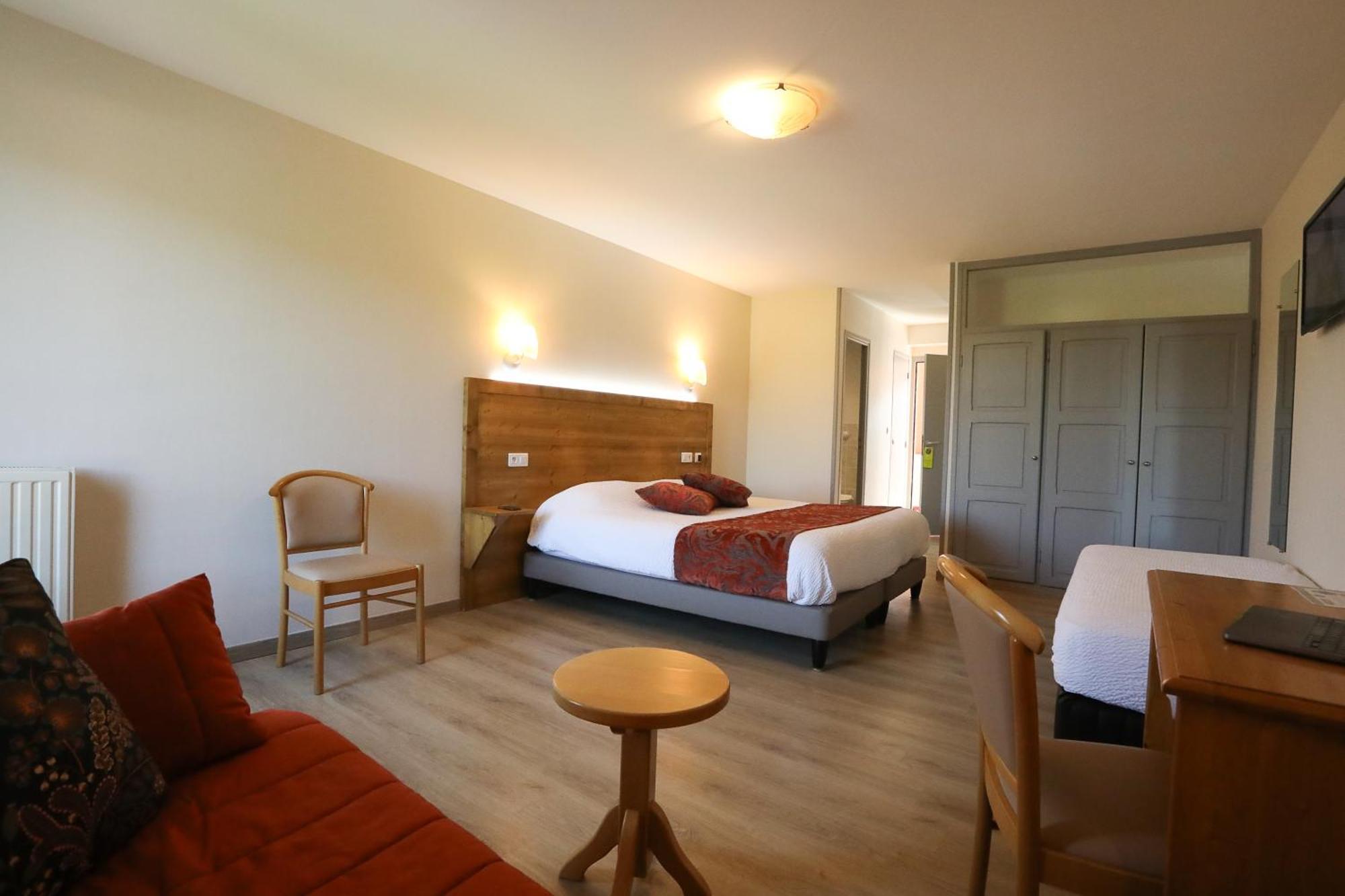Logis Hotel Spa Restaurant Le Provence 라나르스 외부 사진