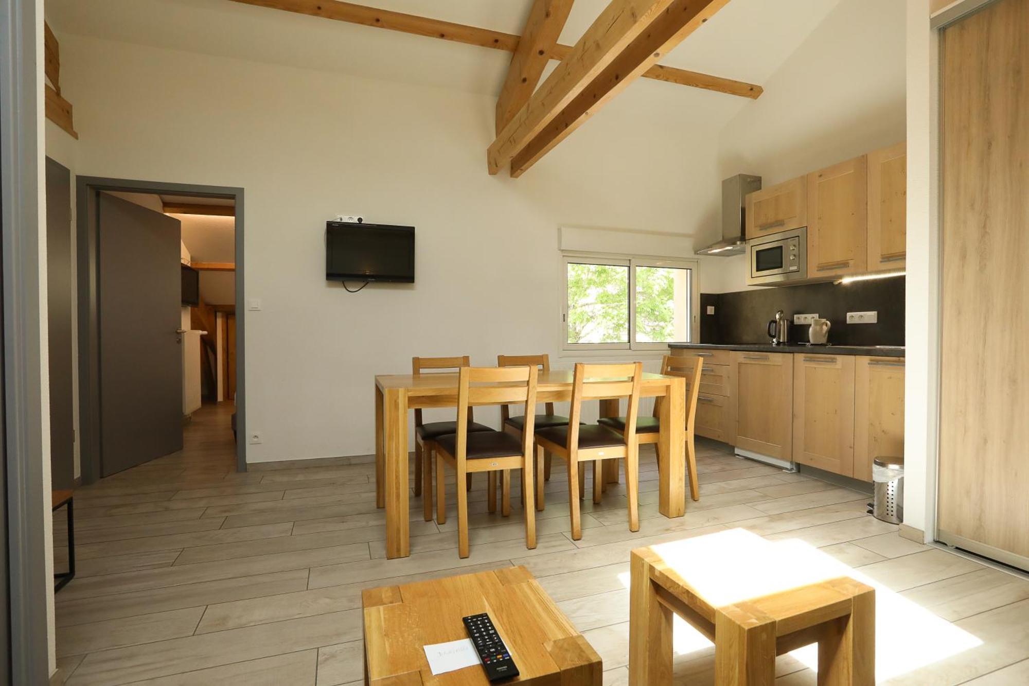 Logis Hotel Spa Restaurant Le Provence 라나르스 외부 사진