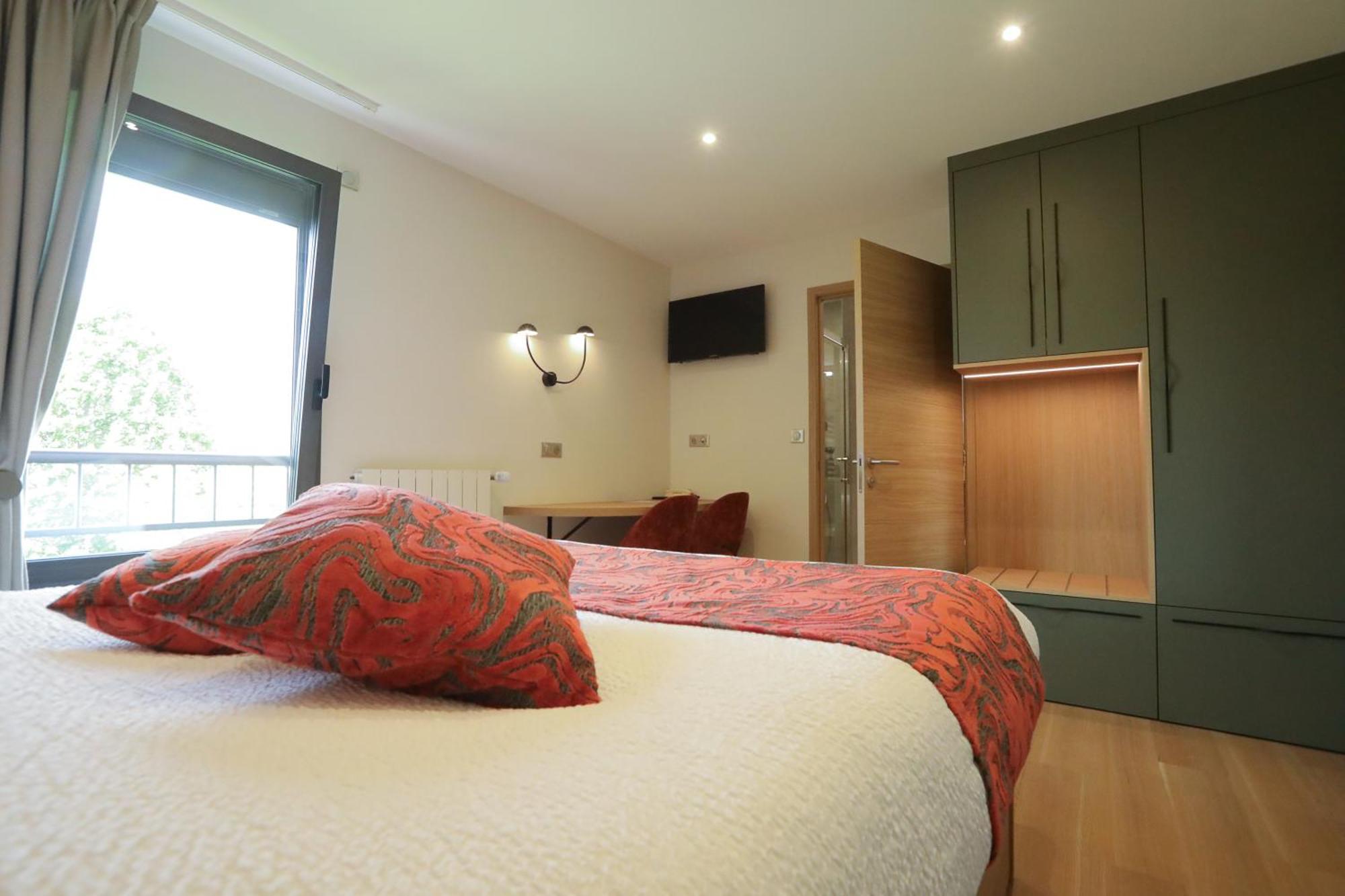 Logis Hotel Spa Restaurant Le Provence 라나르스 외부 사진