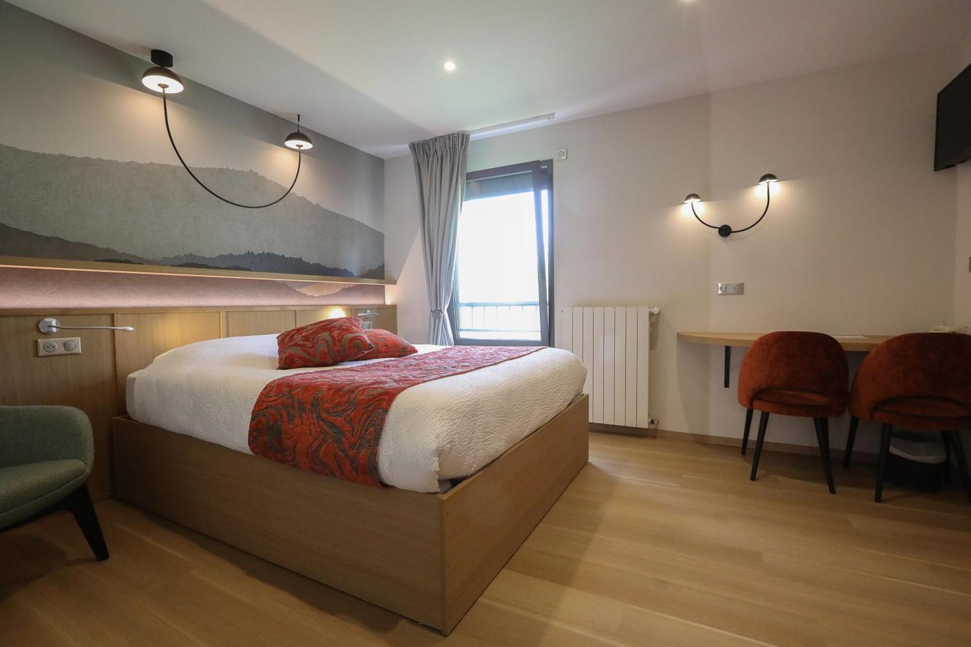 Logis Hotel Spa Restaurant Le Provence 라나르스 외부 사진