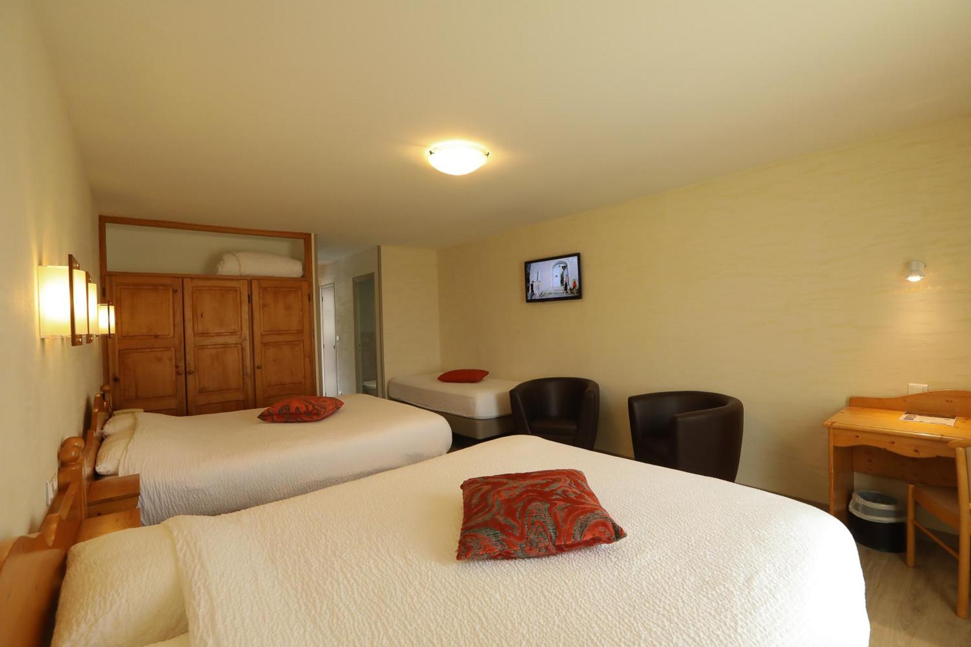 Logis Hotel Spa Restaurant Le Provence 라나르스 외부 사진
