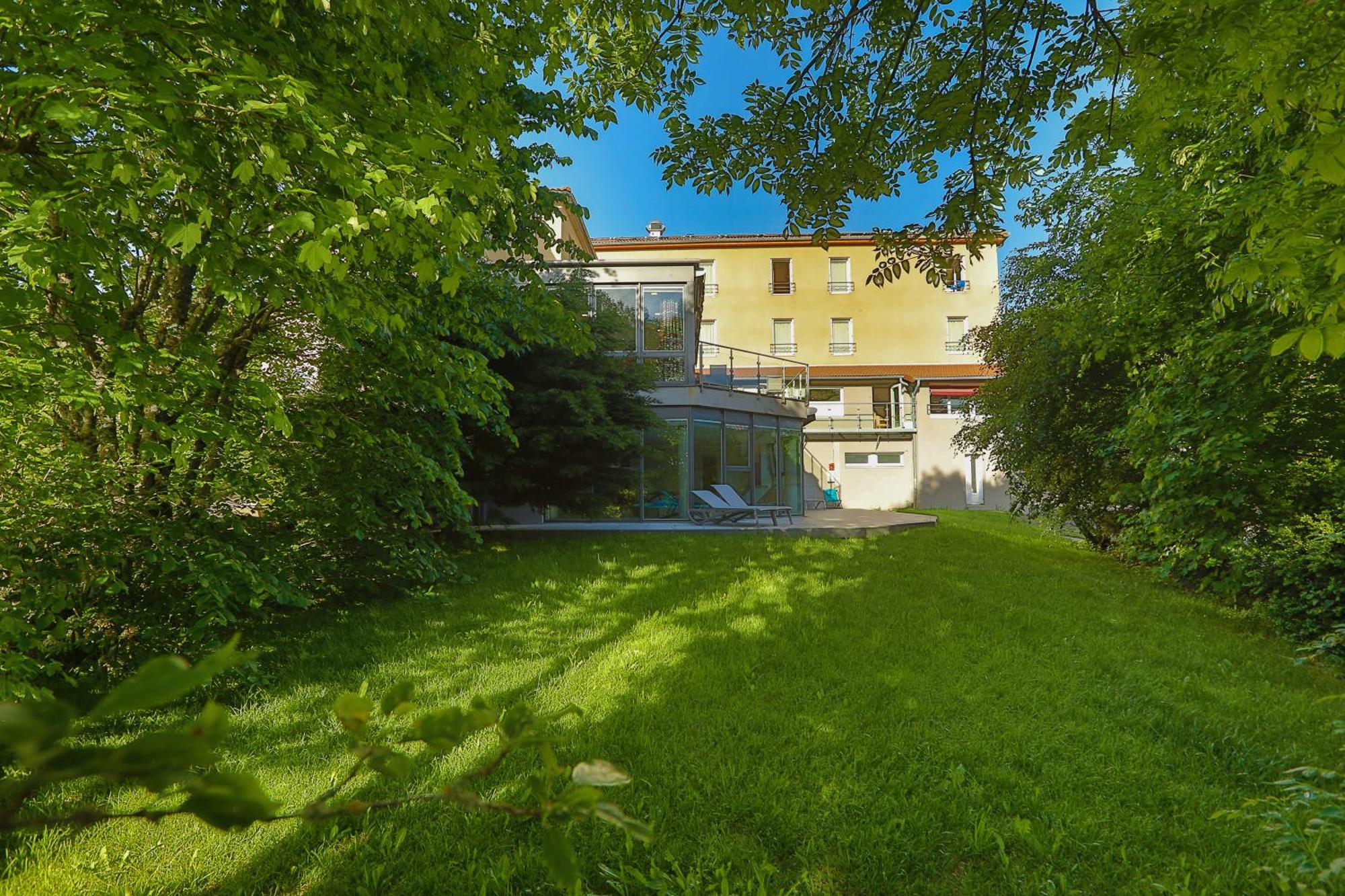 Logis Hotel Spa Restaurant Le Provence 라나르스 외부 사진